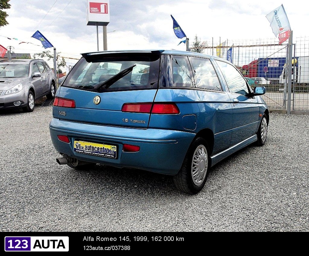 Alfa Romeo 145, 1999 - pohled č. 5