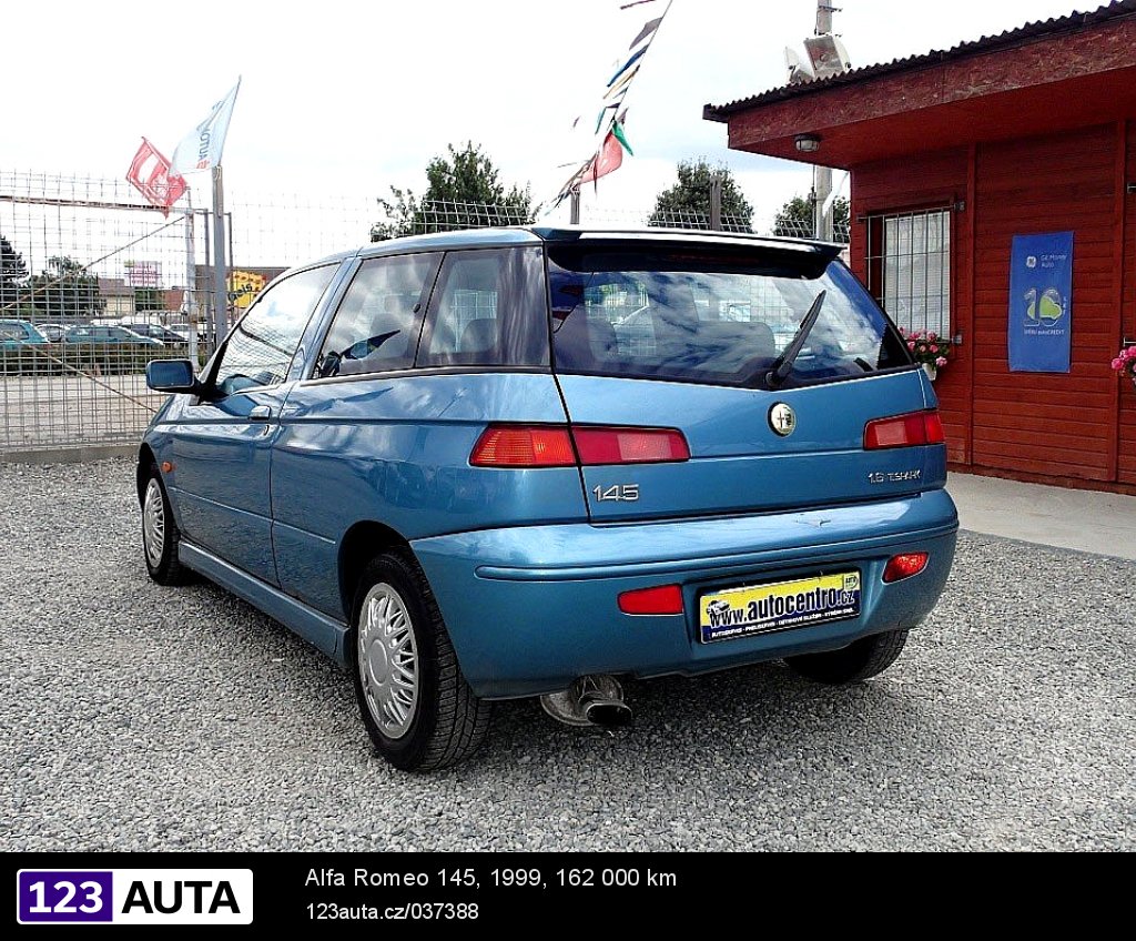 Alfa Romeo 145, 1999 - pohled č. 7