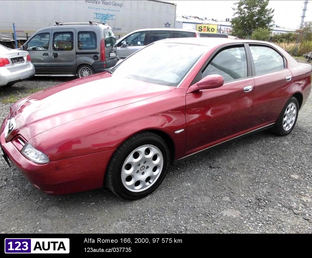 Alfa Romeo 166, 2000 - celkový pohled