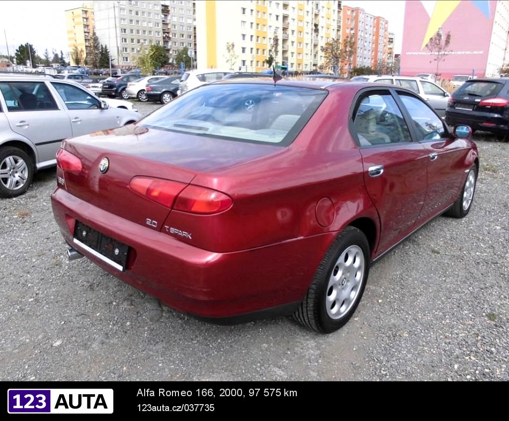 Alfa Romeo 166, 2000 - pohled č. 4