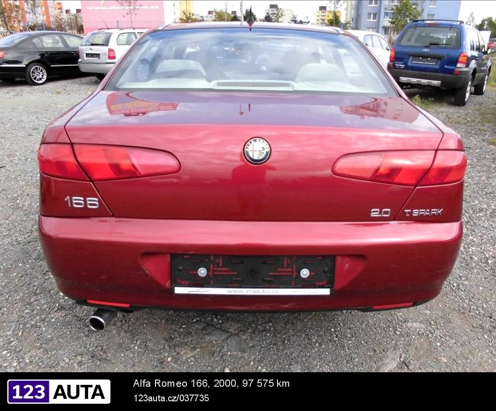 Alfa Romeo 166, 2000 - pohled č. 9