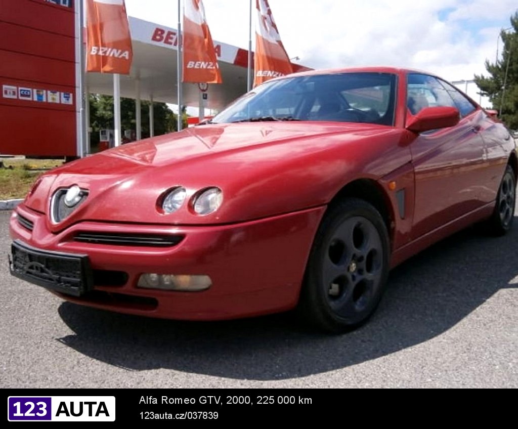 Alfa Romeo GTV, 2000 - celkový pohled