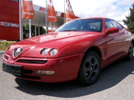 Alfa Romeo GTV, 2000