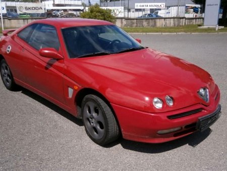 Alfa Romeo GTV, 2000 - pohled č. 3
