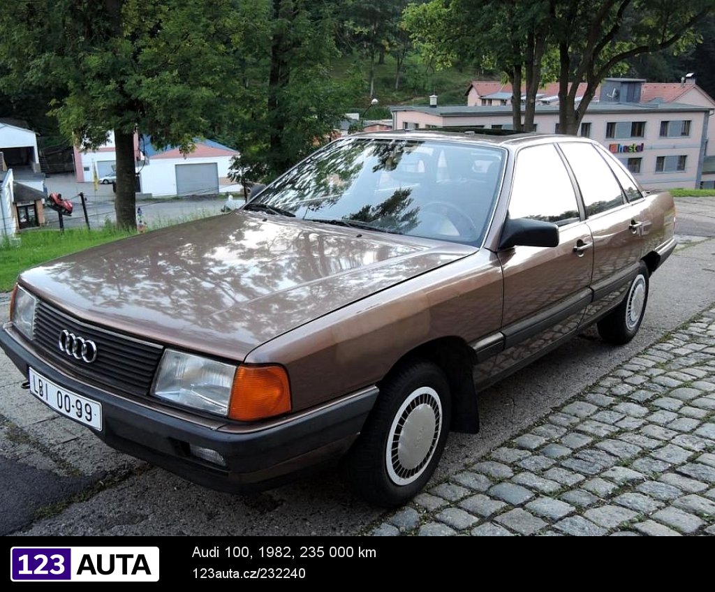 Audi 100, 1982 - celkový pohled
