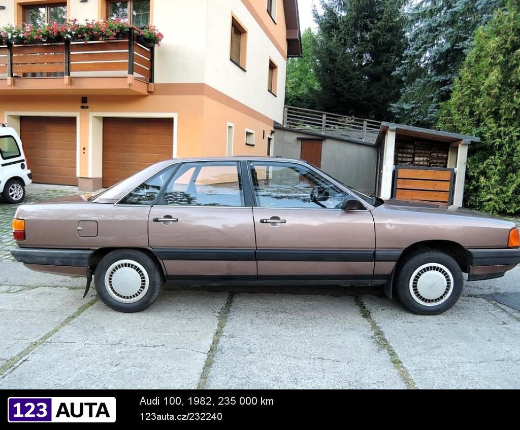 Audi 100, 1982 - pohled č. 6