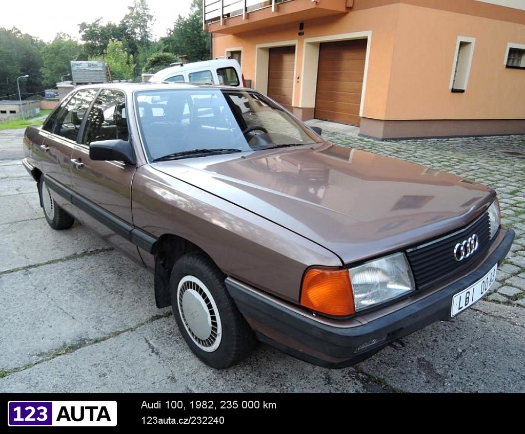 Audi 100, 1982 - pohled č. 7