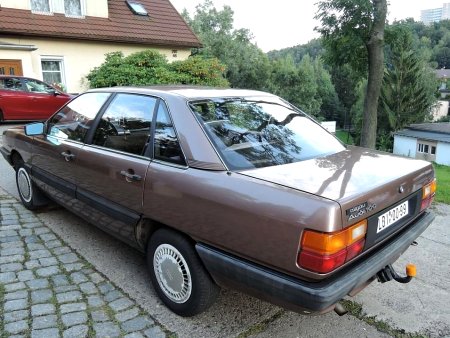 Audi 100, 1982 - pohled č. 3