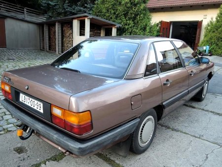 Audi 100, 1982 - pohled č. 5