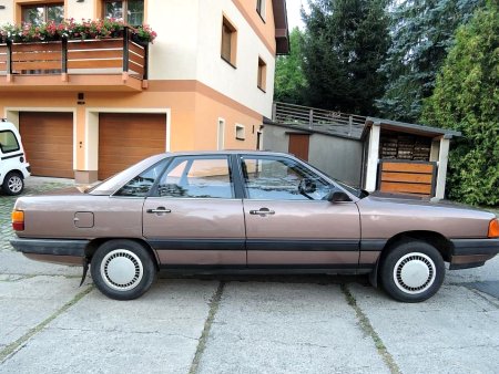 Audi 100, 1982 - pohled č. 6