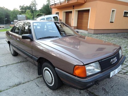 Audi 100, 1982 - pohled č. 7