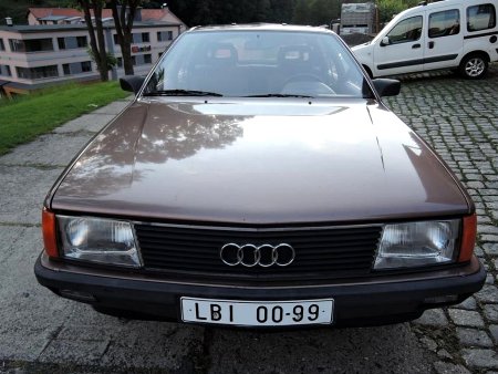 Audi 100, 1982 - pohled č. 8