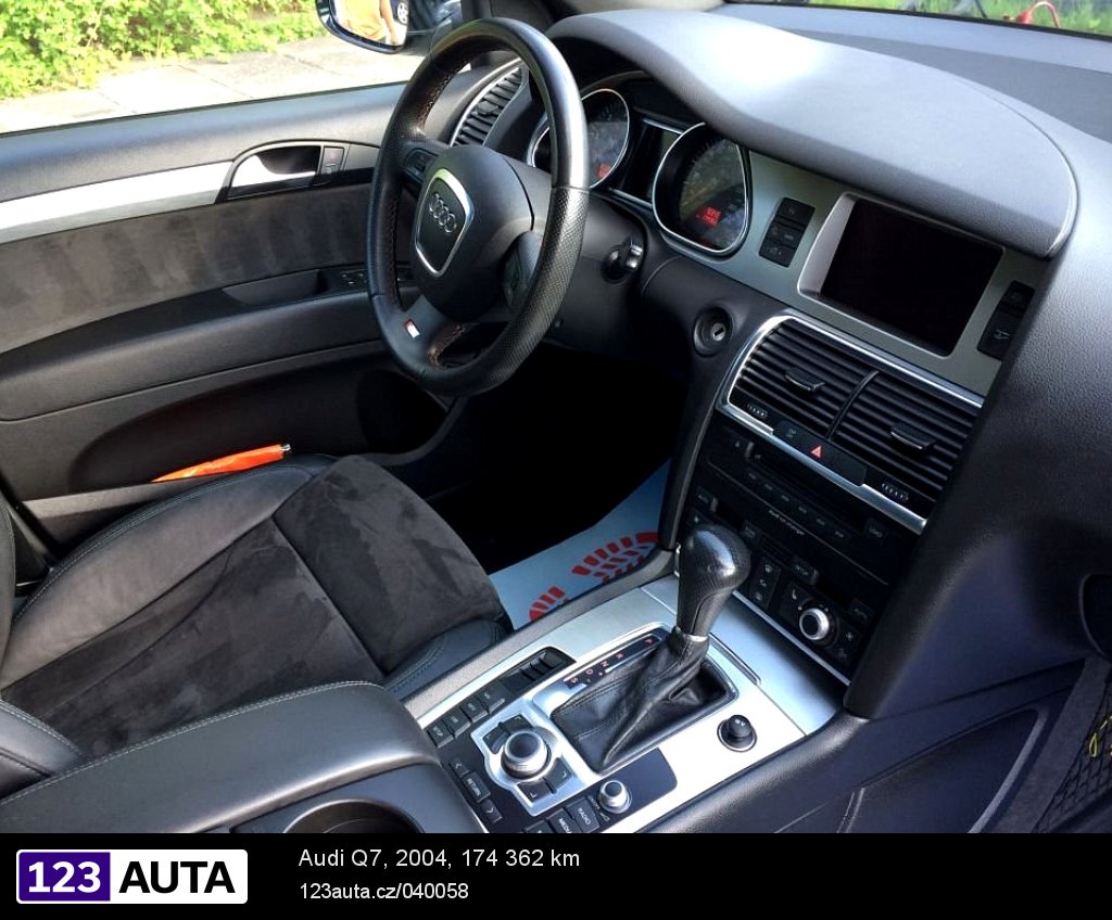 Audi Q7, 2004 - pohled č. 8