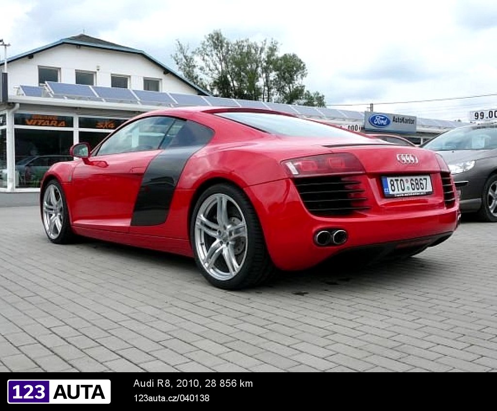 Audi R8, 2010 - pohled č. 5