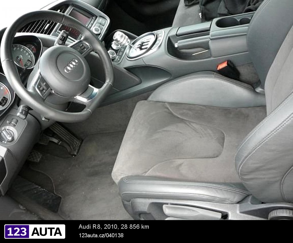 Audi R8, 2010 - pohled č. 9