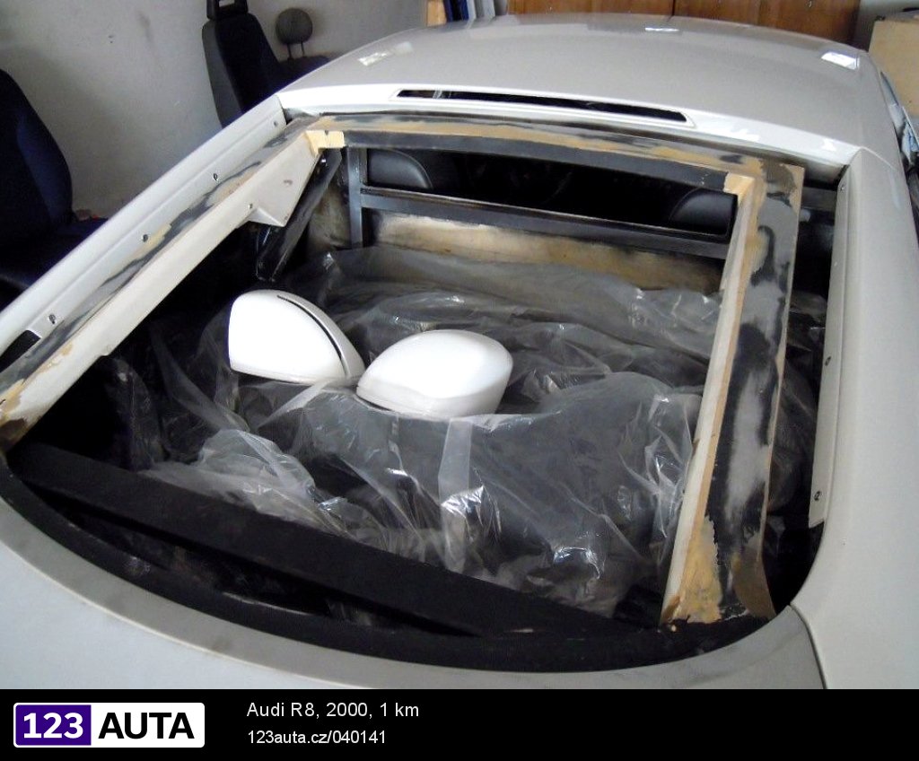 Audi R8, 2000 - pohled č. 9