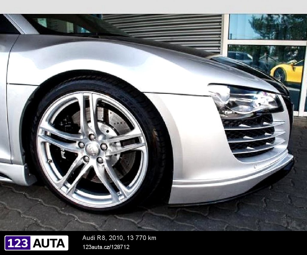Audi R8, 2010 - pohled č. 4