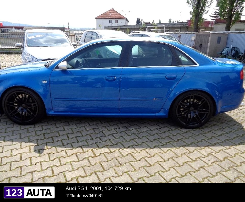 Audi RS4, 2001 - pohled č. 4