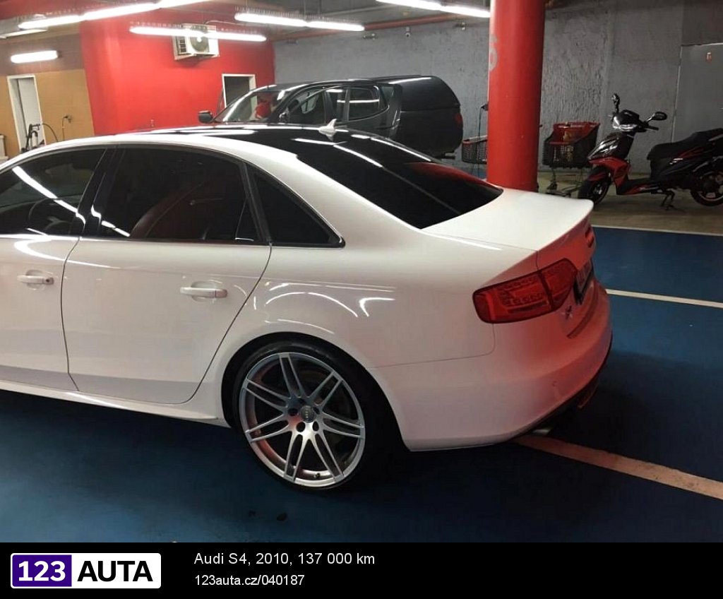Audi S4, 2010 - pohled č. 3