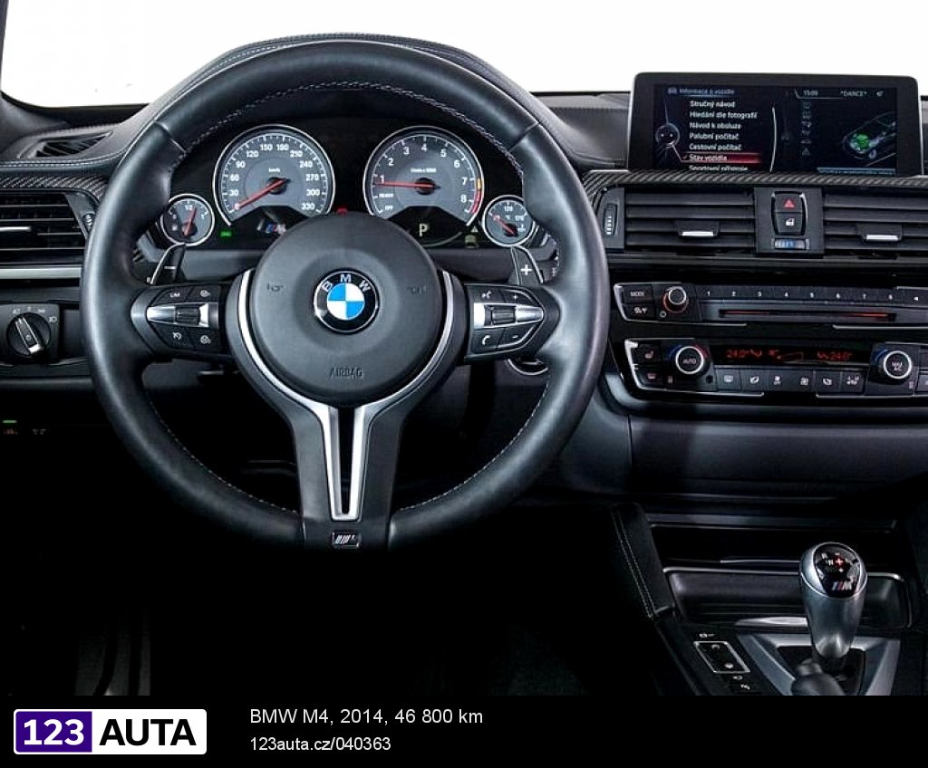 BMW M4, 2014 - pohled č. 5