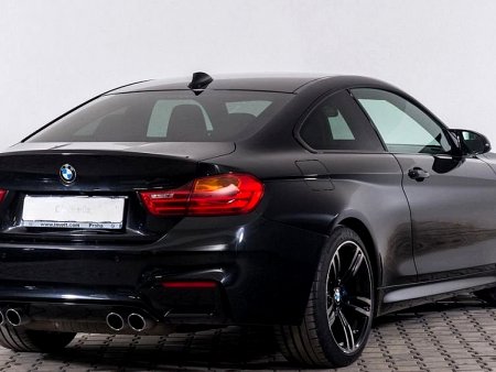 BMW M4, 2014 - pohled č. 2