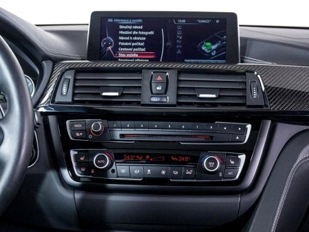 BMW M4, 2014 - pohled č. 6