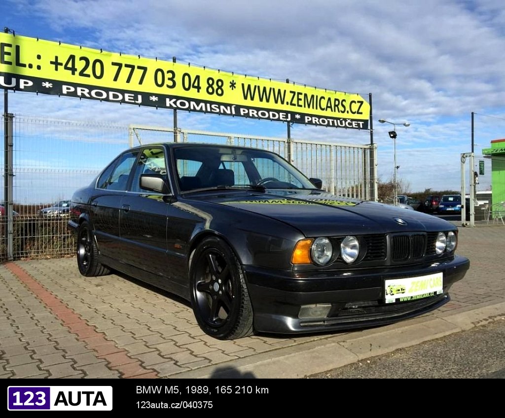 BMW M5, 1989 - celkový pohled