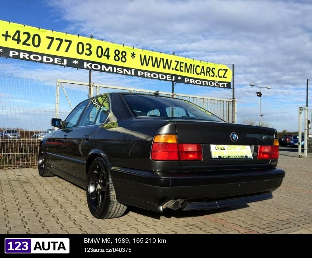 BMW M5, 1989 - pohled č. 5