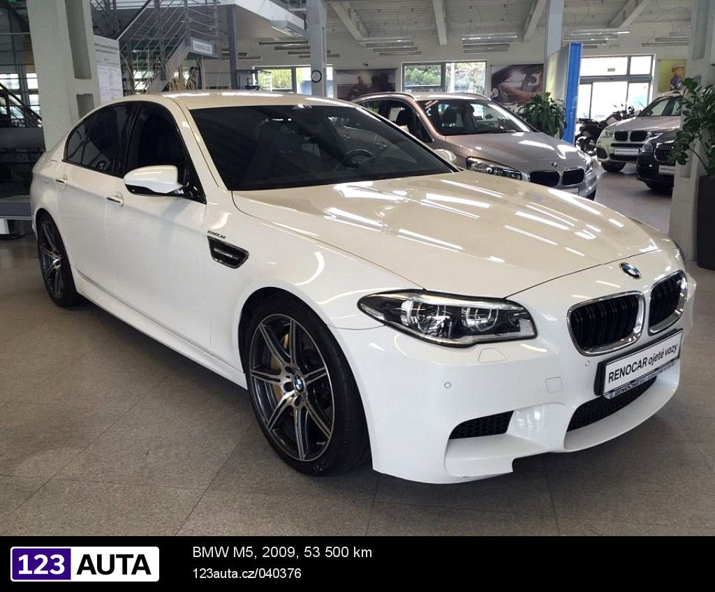 BMW M5, 2009 - pohled č. 2