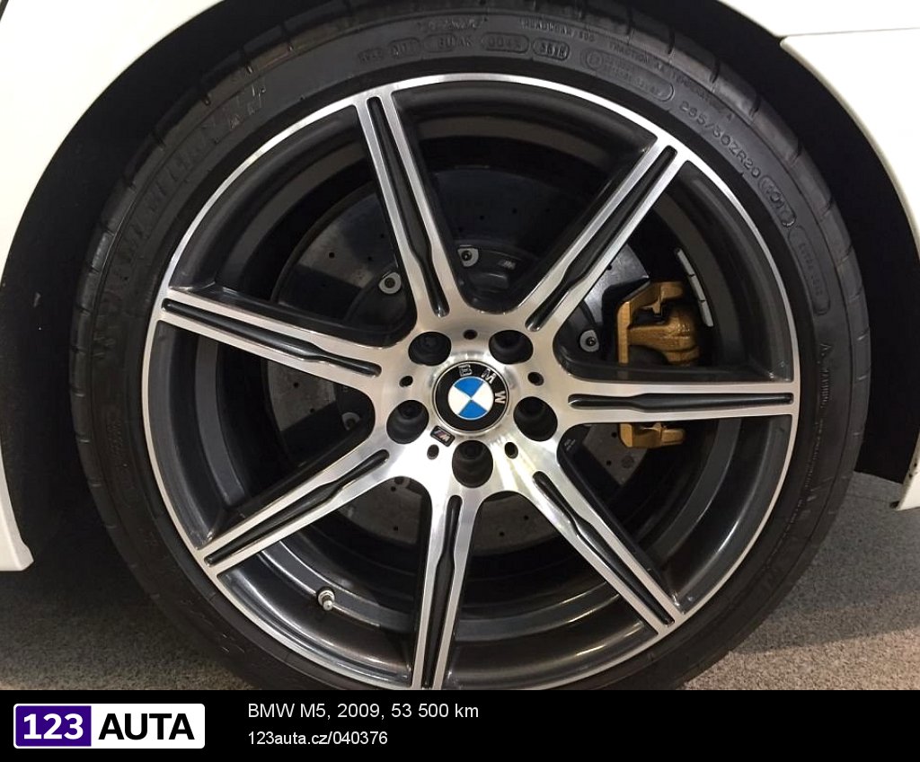 BMW M5, 2009 - pohled č. 7