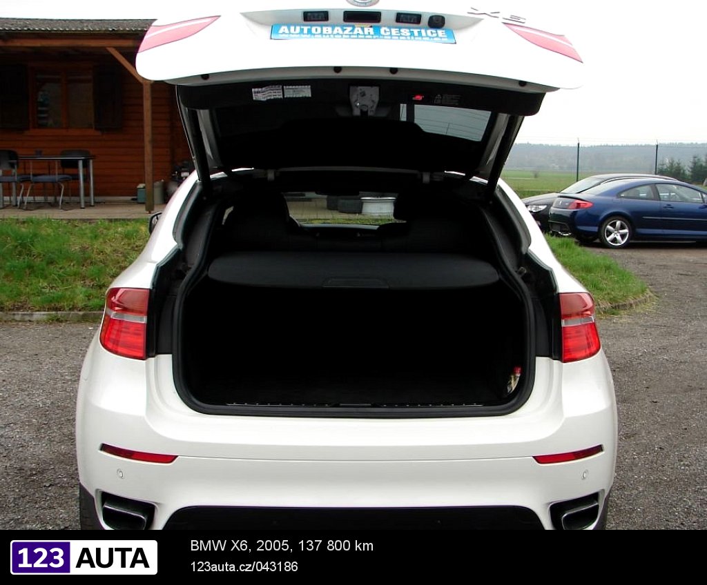 BMW X6, 2005 - pohled č. 8