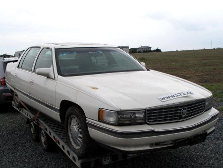 Cadillac Fleetwood, 1993 - pohled č. 3