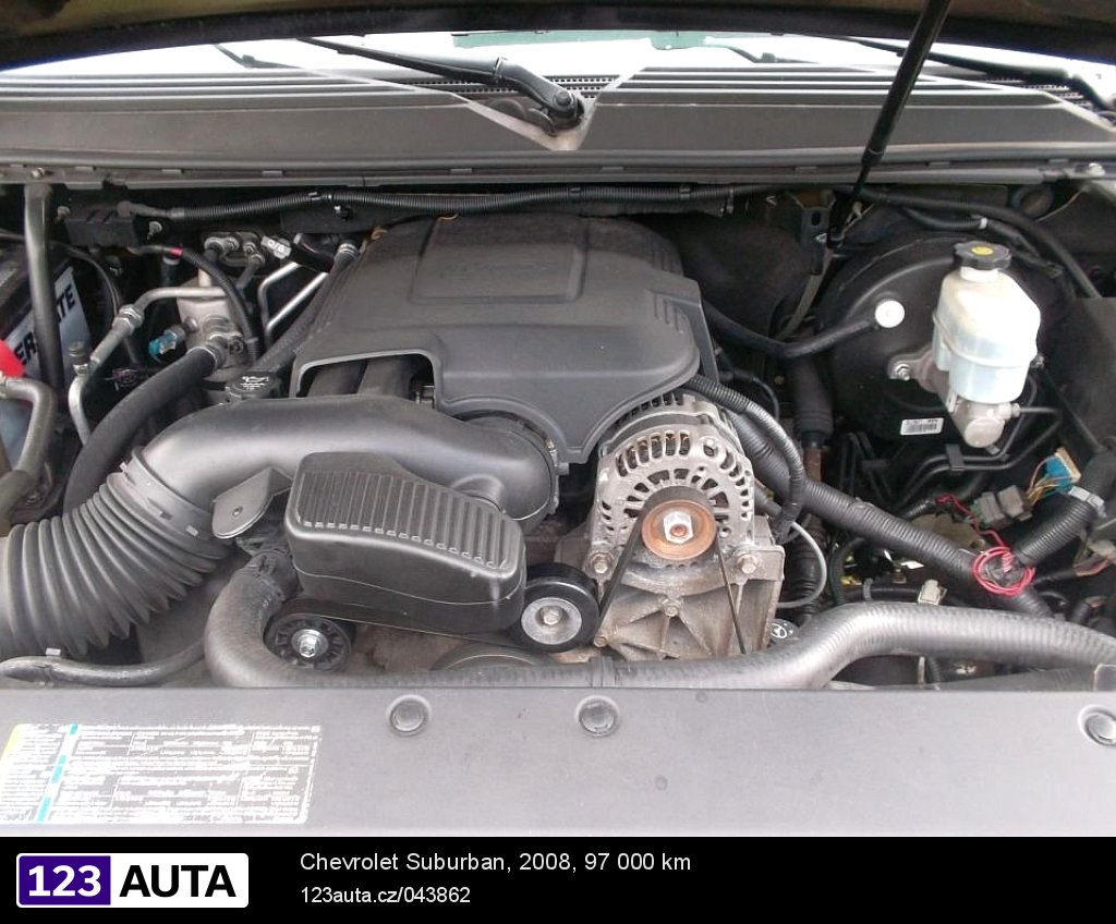 Chevrolet Suburban, 2008 - pohled č. 3
