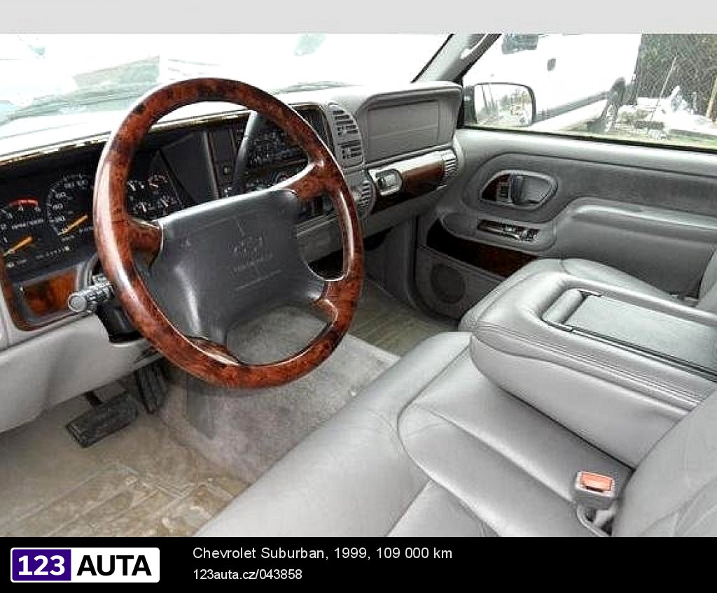 Chevrolet Suburban, 1999 - pohled č. 8