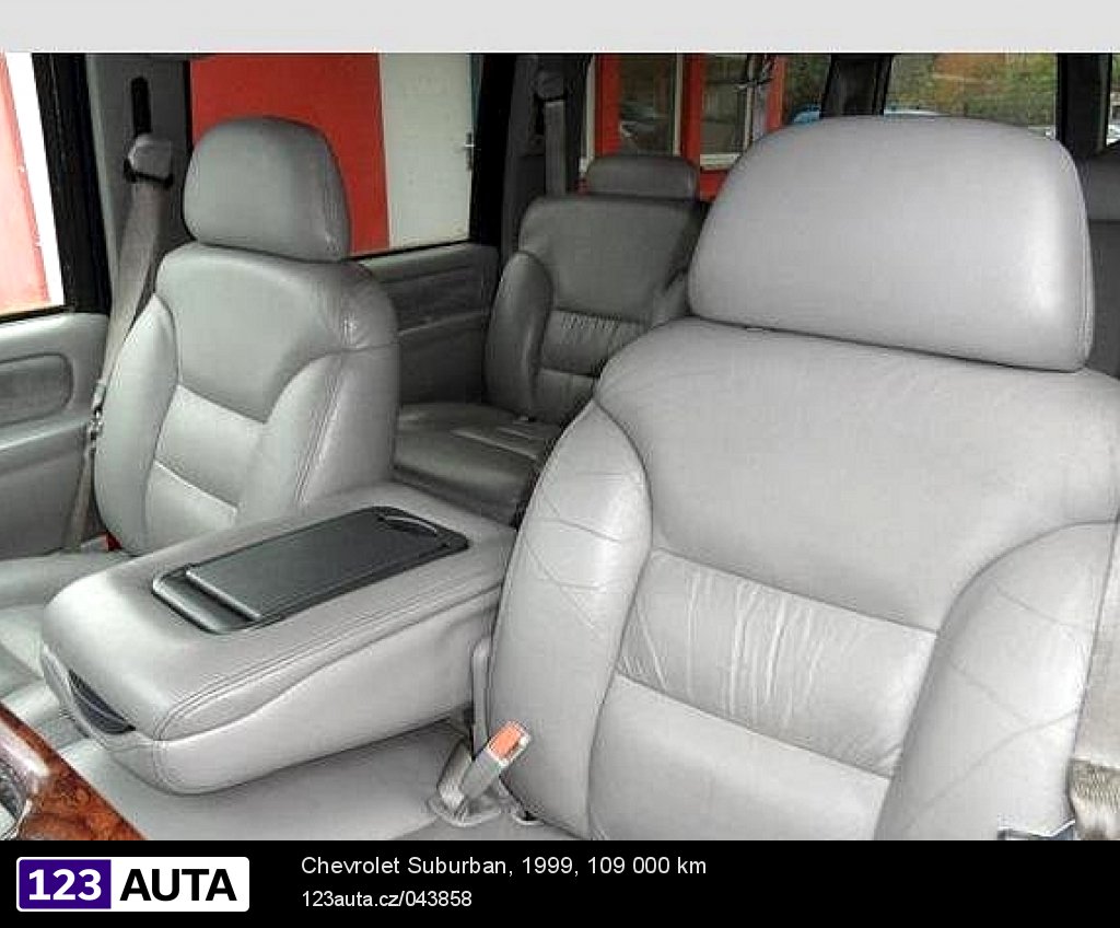 Chevrolet Suburban, 1999 - pohled č. 9