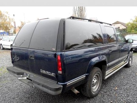 Chevrolet Suburban, 1999 - pohled č. 2