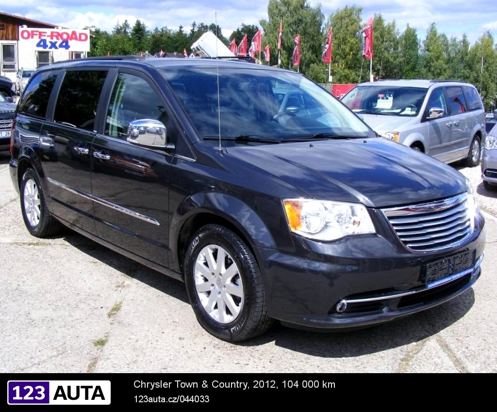 Chrysler Town & Country, 2012 - celkový pohled
