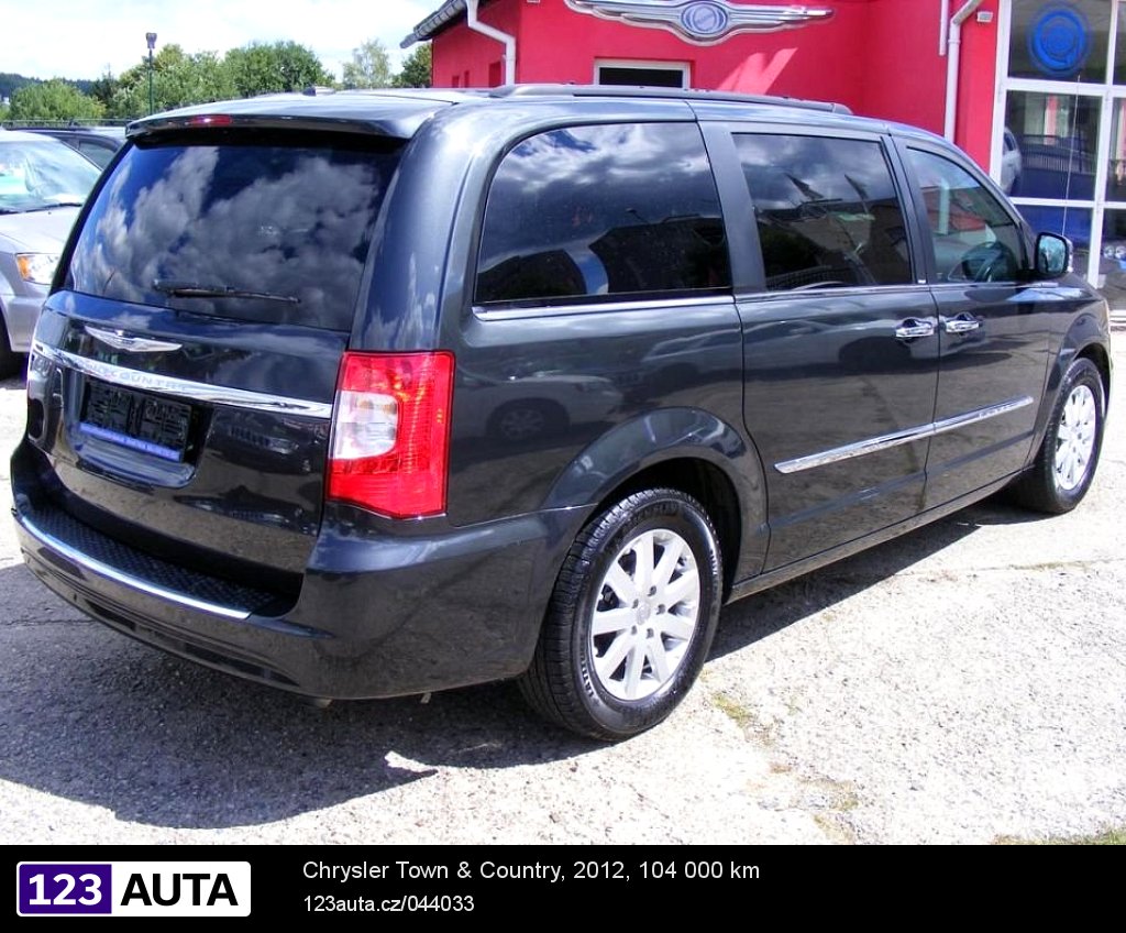 Chrysler Town & Country, 2012 - pohled č. 7
