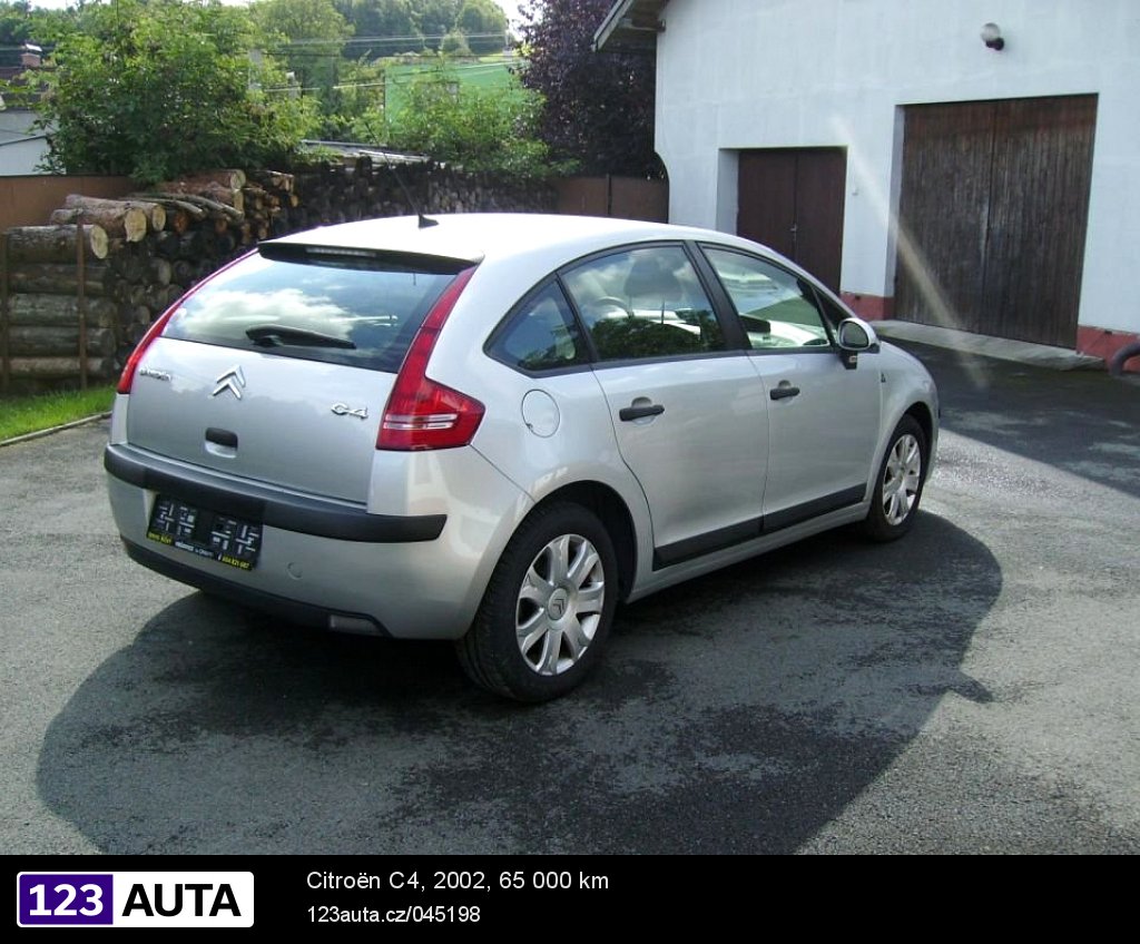 Citroën C4, 2002 - pohled č. 4