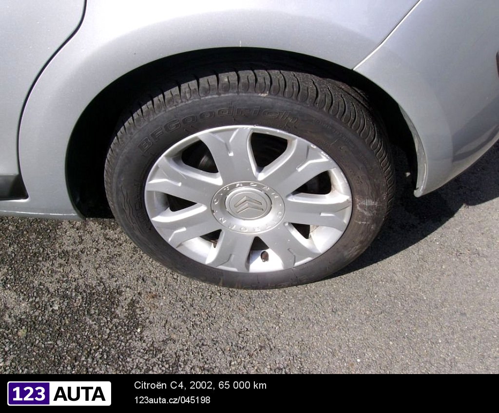 Citroën C4, 2002 - pohled č. 6