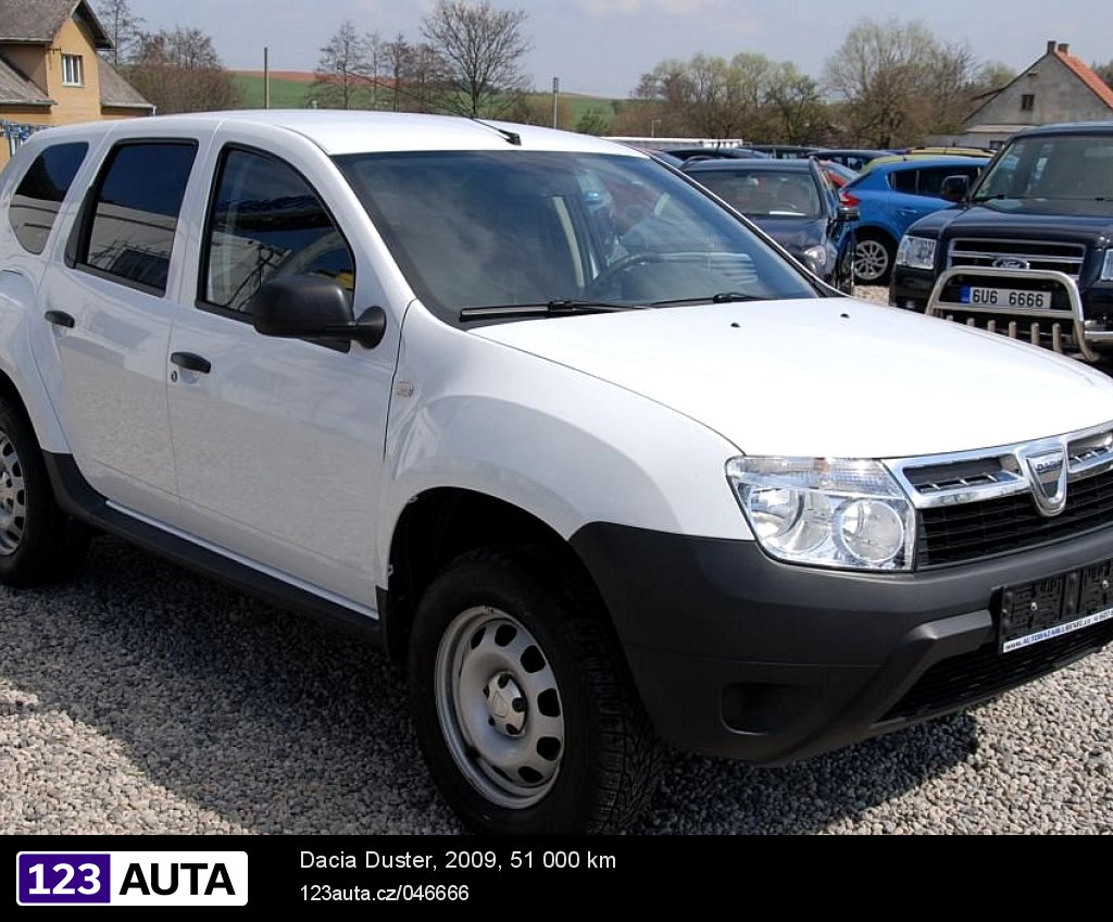 Dacia Duster, 2009 - pohled č. 2