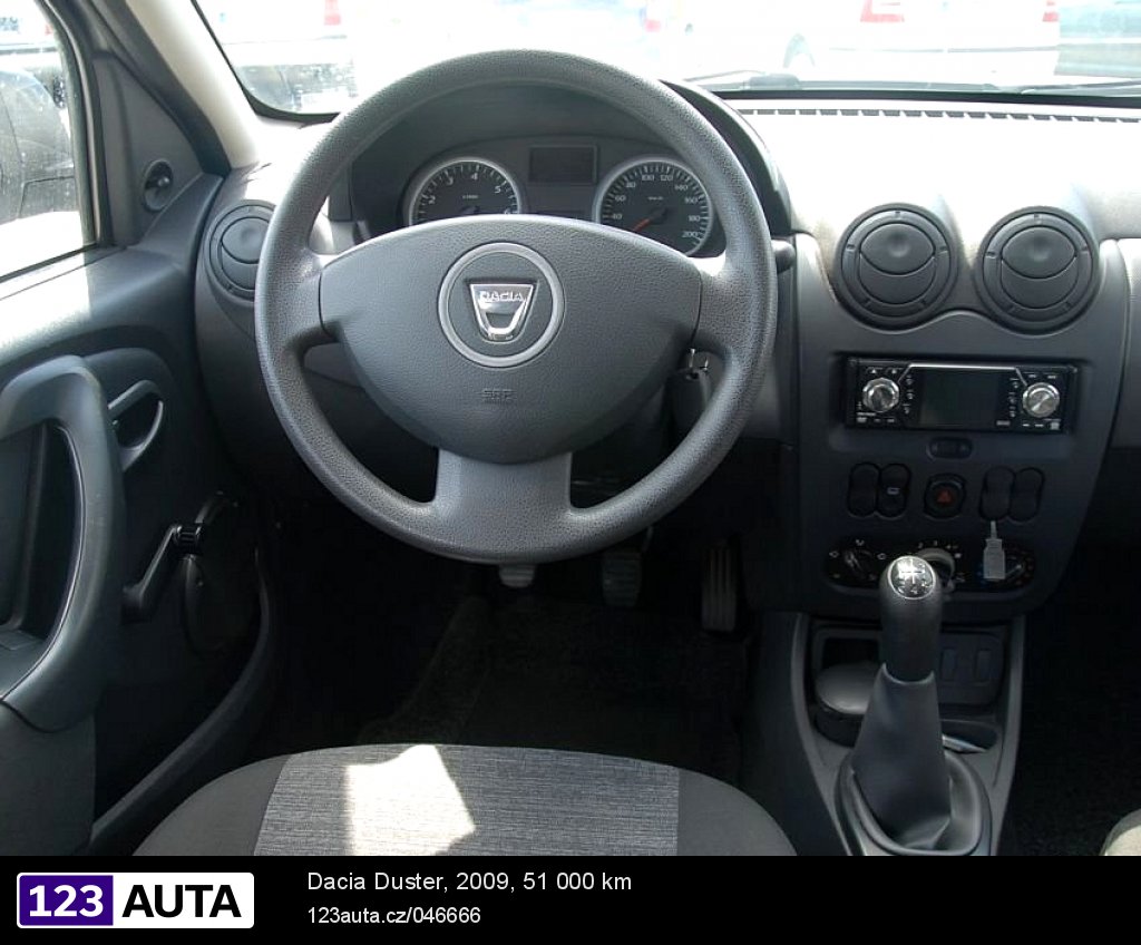 Dacia Duster, 2009 - pohled č. 5