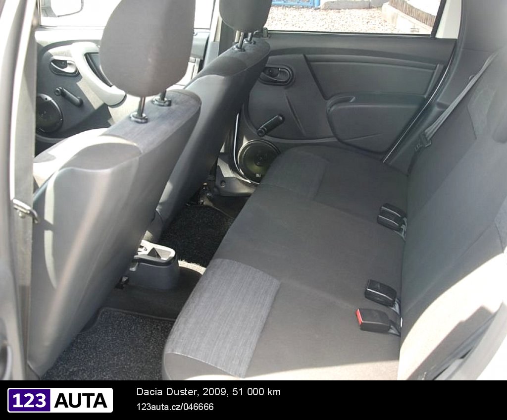Dacia Duster, 2009 - pohled č. 7