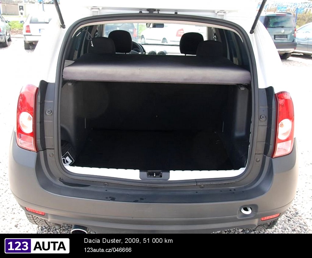 Dacia Duster, 2009 - pohled č. 8