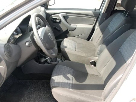 Dacia Duster, 2009 - pohled č. 6