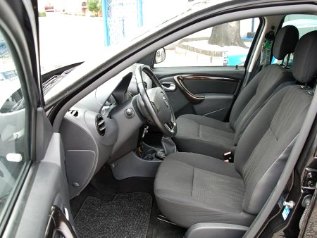 Dacia Duster, 2007 - pohled č. 6