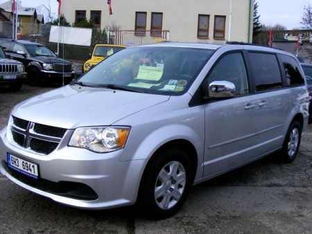 Dodge Grand Caravan, 2011 - pohled č. 3