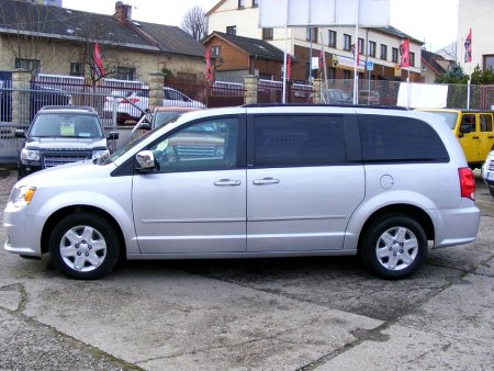 Dodge Grand Caravan, 2011 - pohled č. 4
