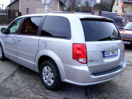 Dodge Grand Caravan, 2011 - pohled č. 5