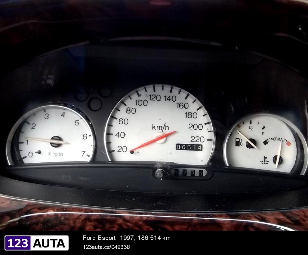 Ford Escort, 1997 - pohled č. 4